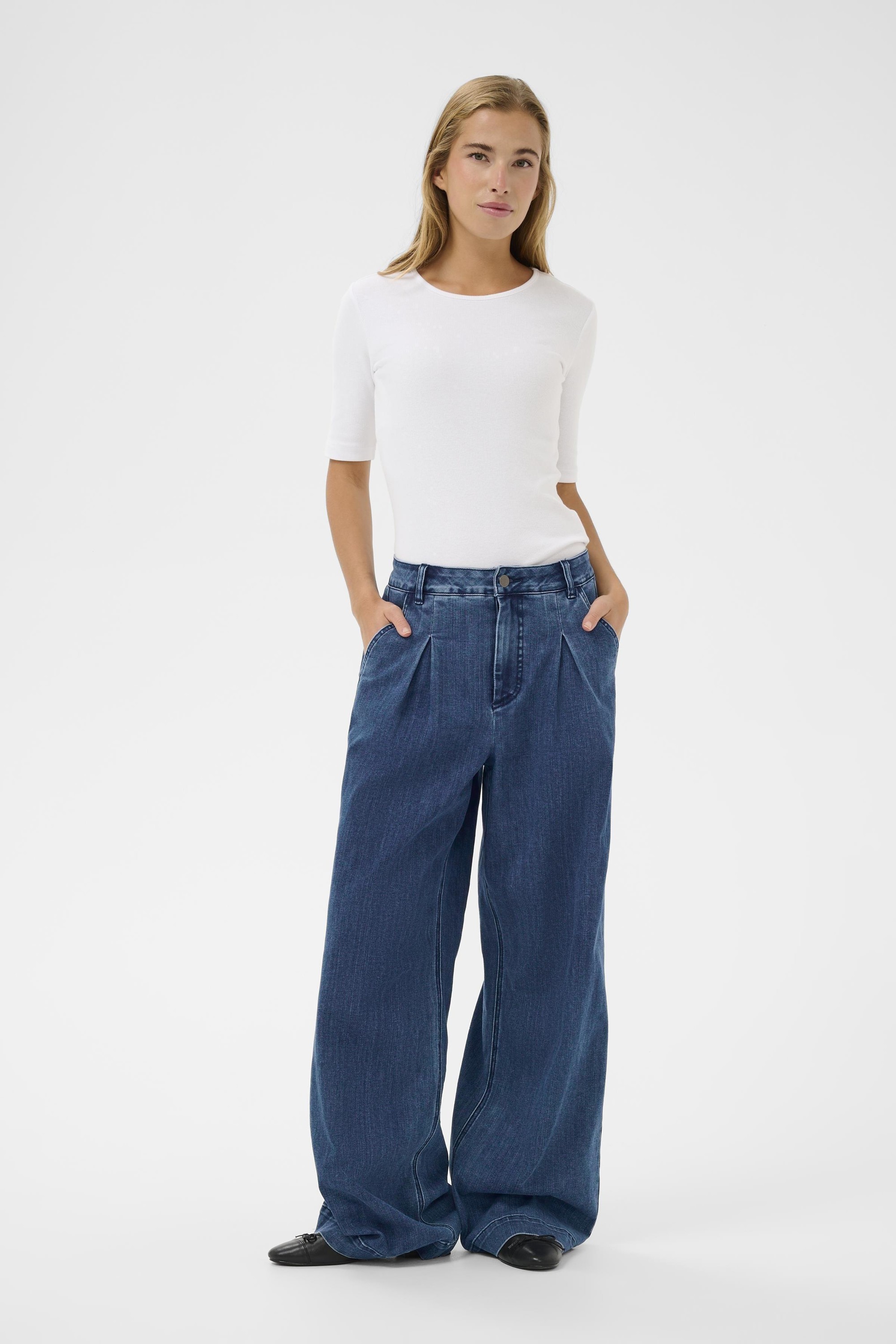 Kalea Wide Jeans