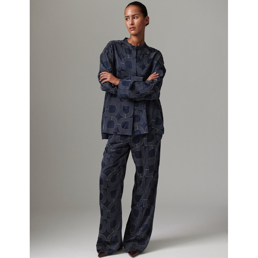 Kerry Fluid Viscose Stitch