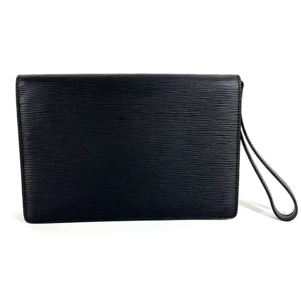 Louis Vuitton Clutch