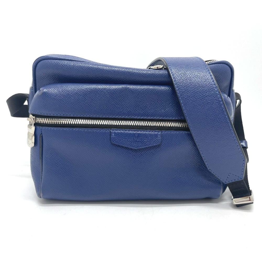 Louis Vuitton Shoulder Bags